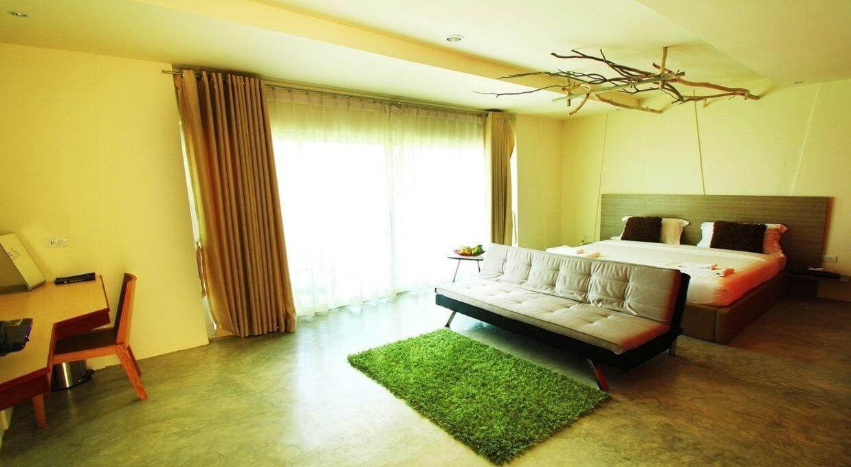 Red Z The Ocean Hotel Puk Tian Bagian luar foto